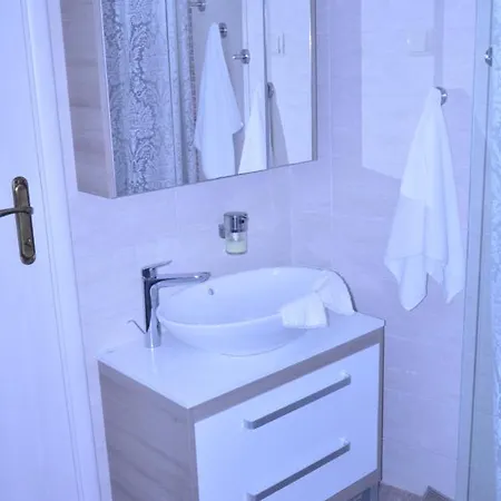 펜션 Andrijana 비르브닉