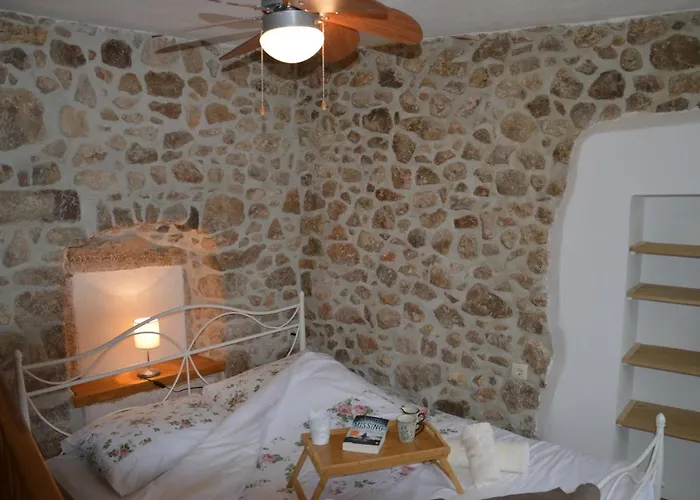 Andrijana Holiday home Vrbnik (Primorje-Gorski Kotar)